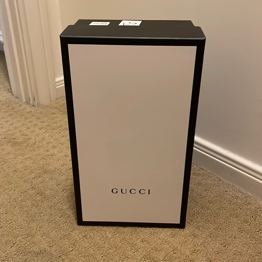 Gucci shoe box